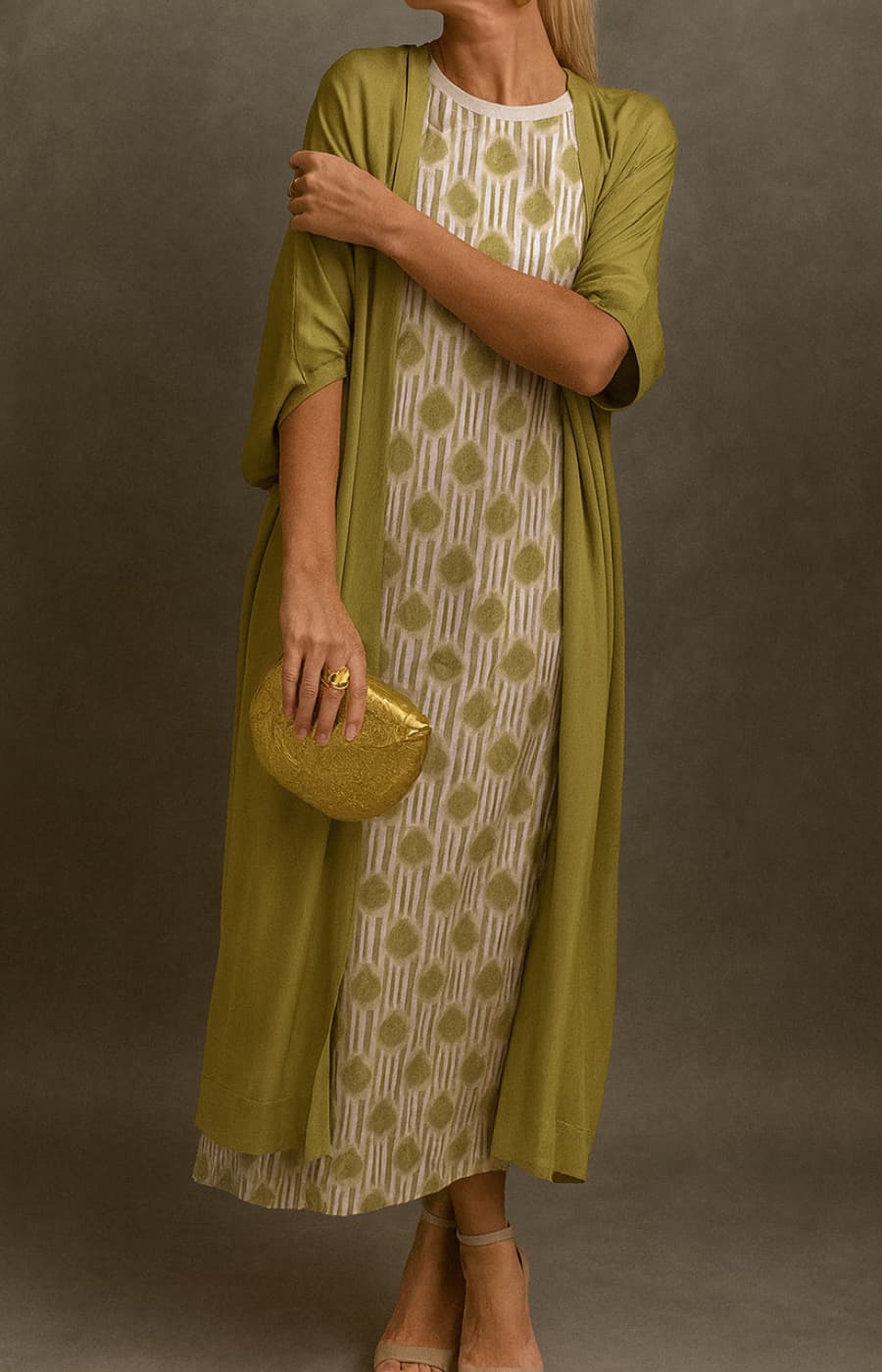 MILENA | Elegante Satijnen Jurk met Inclusief Stola en Slankmakende Lijn voor Speciale Gelegenheden