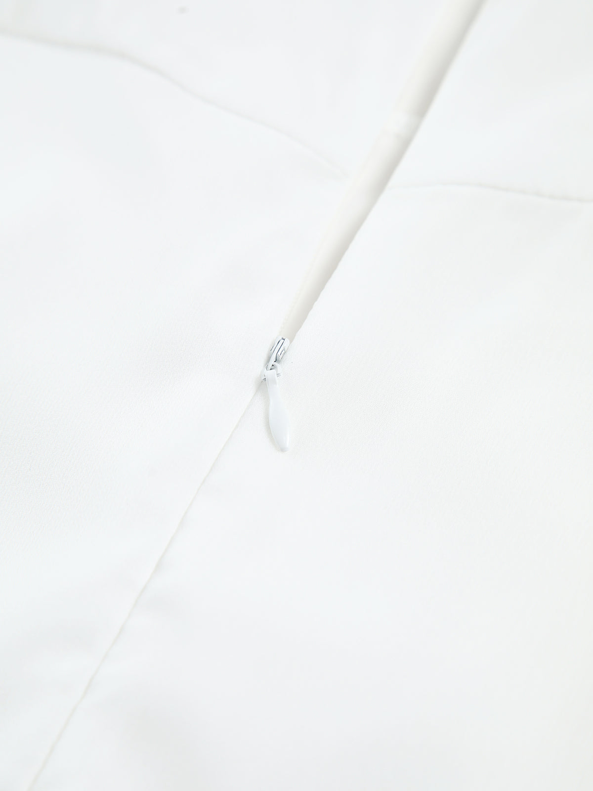 NOMI™ - Lange Elegante Jurk in Semi-Transparante Chiffon