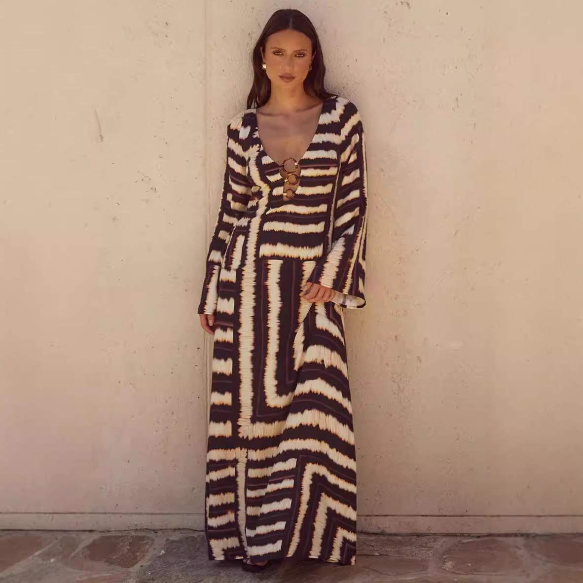 NOMI™ - Lange jurk – Zachte elegantie die je laat stralen