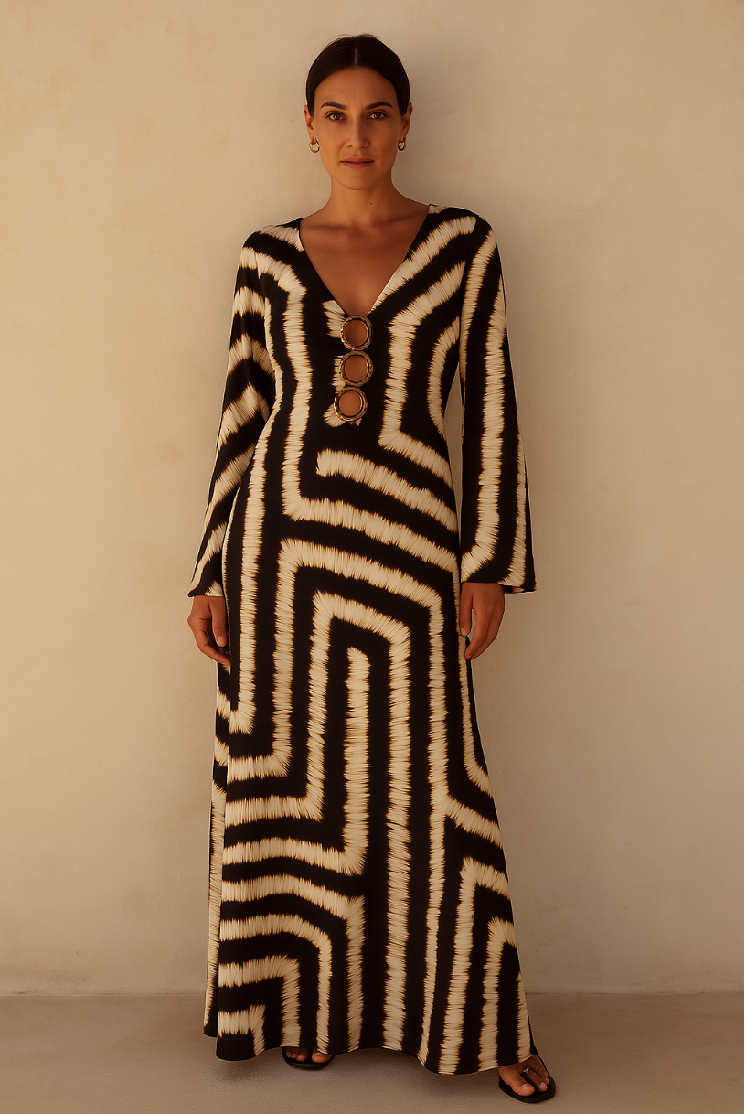 NOMI™ - Lange jurk – Zachte elegantie die je laat stralen