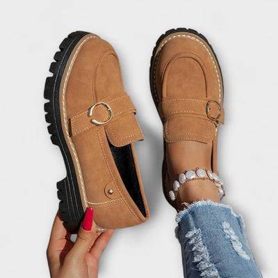 Lora – Casual Mocassins met Ronde Neus