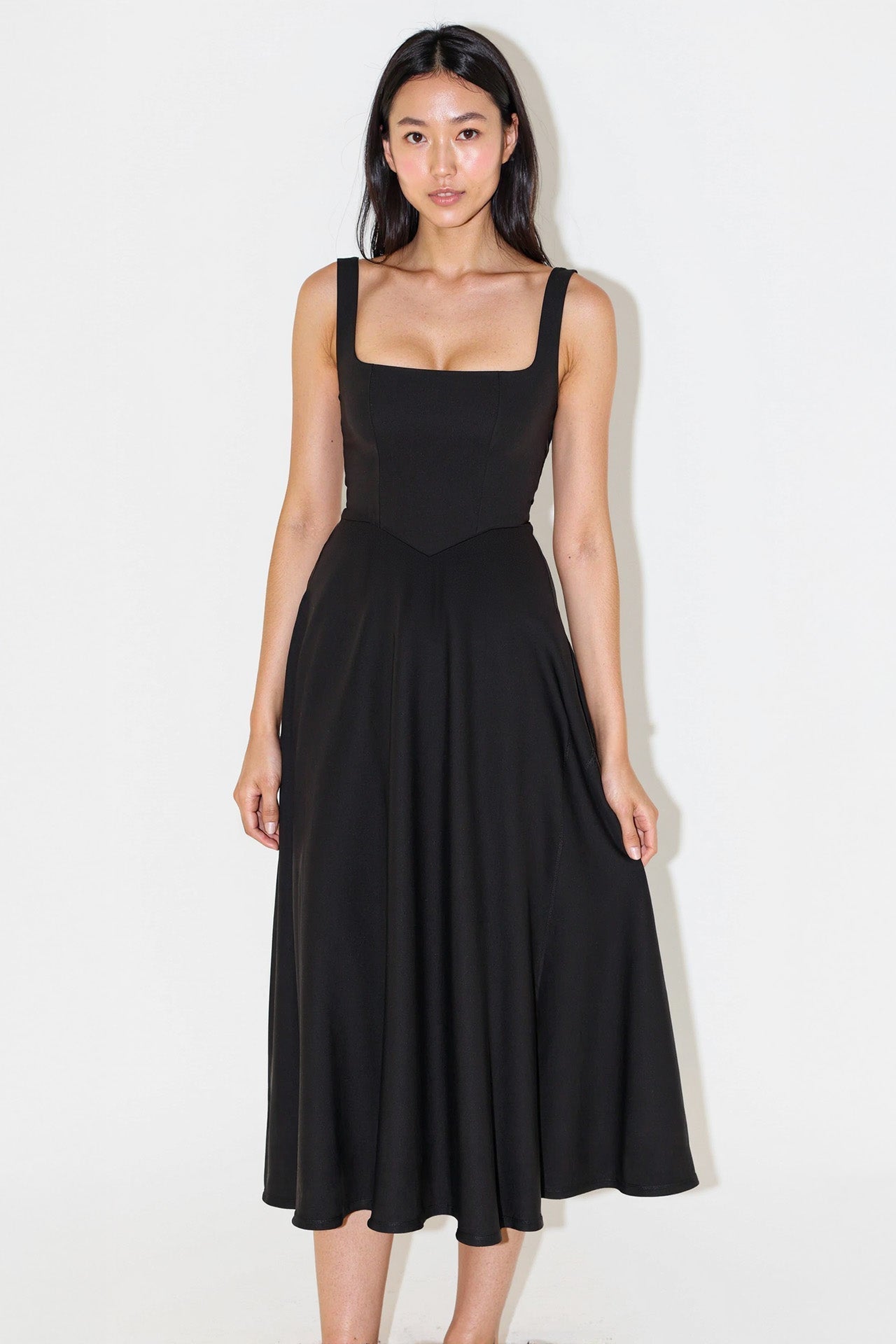 NOMI™ | Midi-jurk met vierkante halslijn