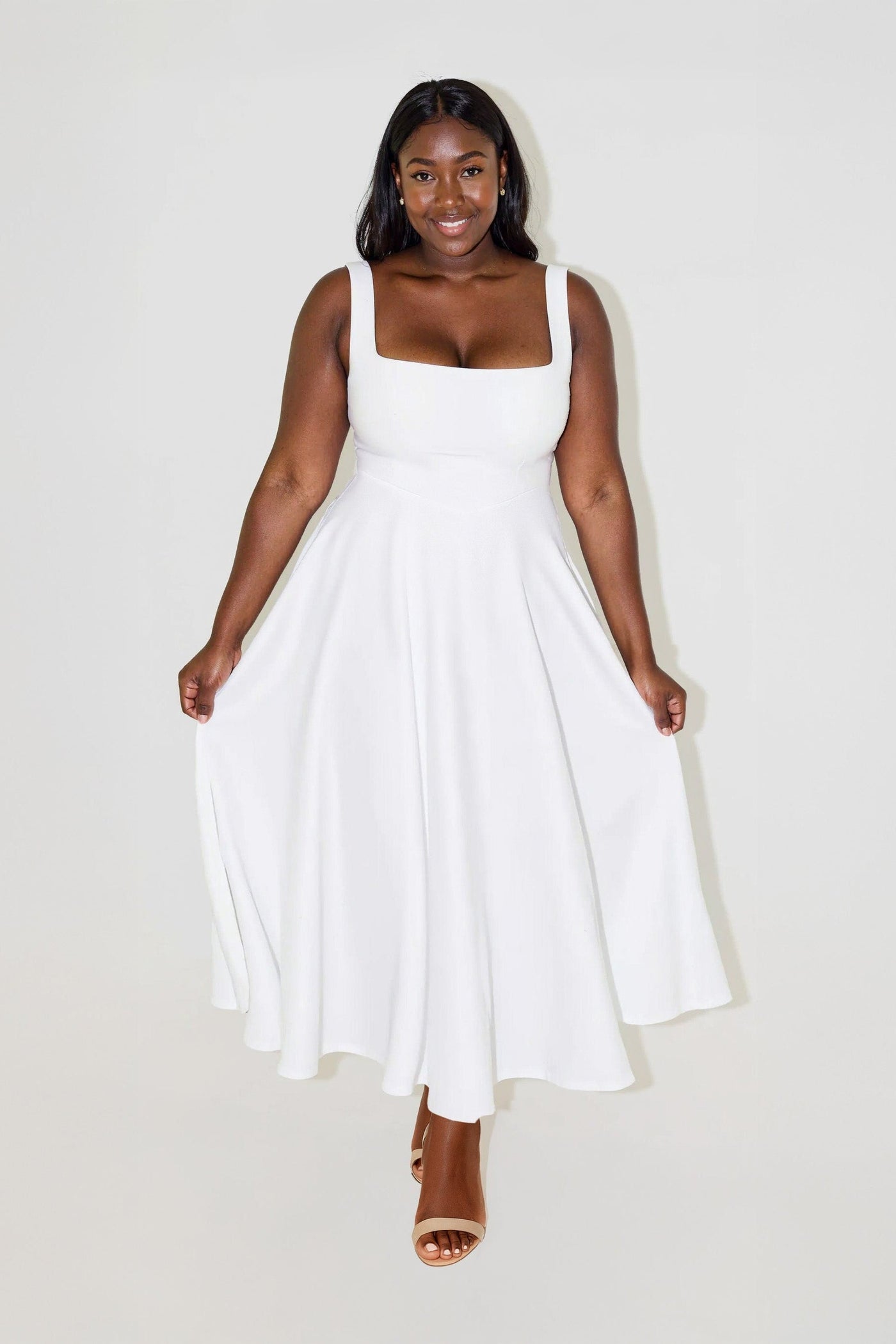 NOMI™ | Midi-jurk met vierkante halslijn